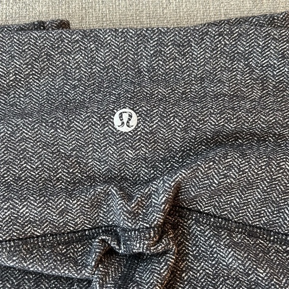 Lululemon Herringbone Knit Leggings Size 4 - Picture 7 of 7